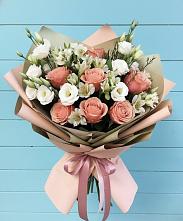 Букет цветов из:  Розы, Альстромерии и Лизиантусы в Дмитриевка Уфимский район