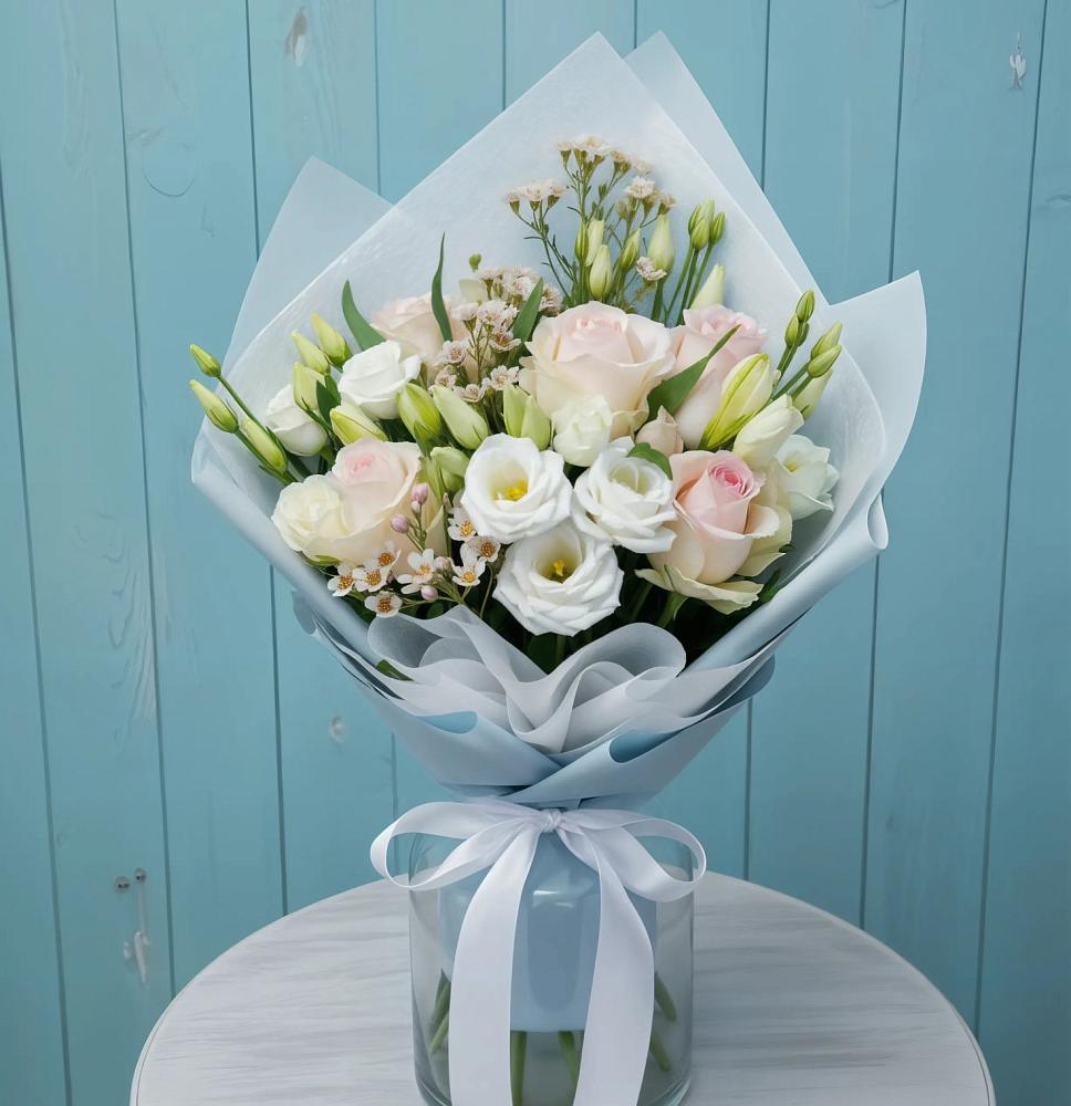 Букет цветов из: Розы и Лизиантусы в Дмитриевка Уфимский район