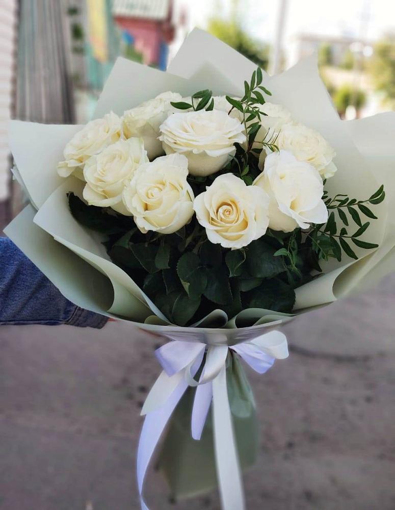Букет Белые розы Проуд в Дмитриевка Уфимский район