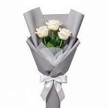 Букет 3 белые розы в Дмитриевка Уфимский район