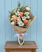 Букет цветов из:  Альстромерии, Лизиантусы, Розы и Хризантемы в Дмитриевка Уфимский район