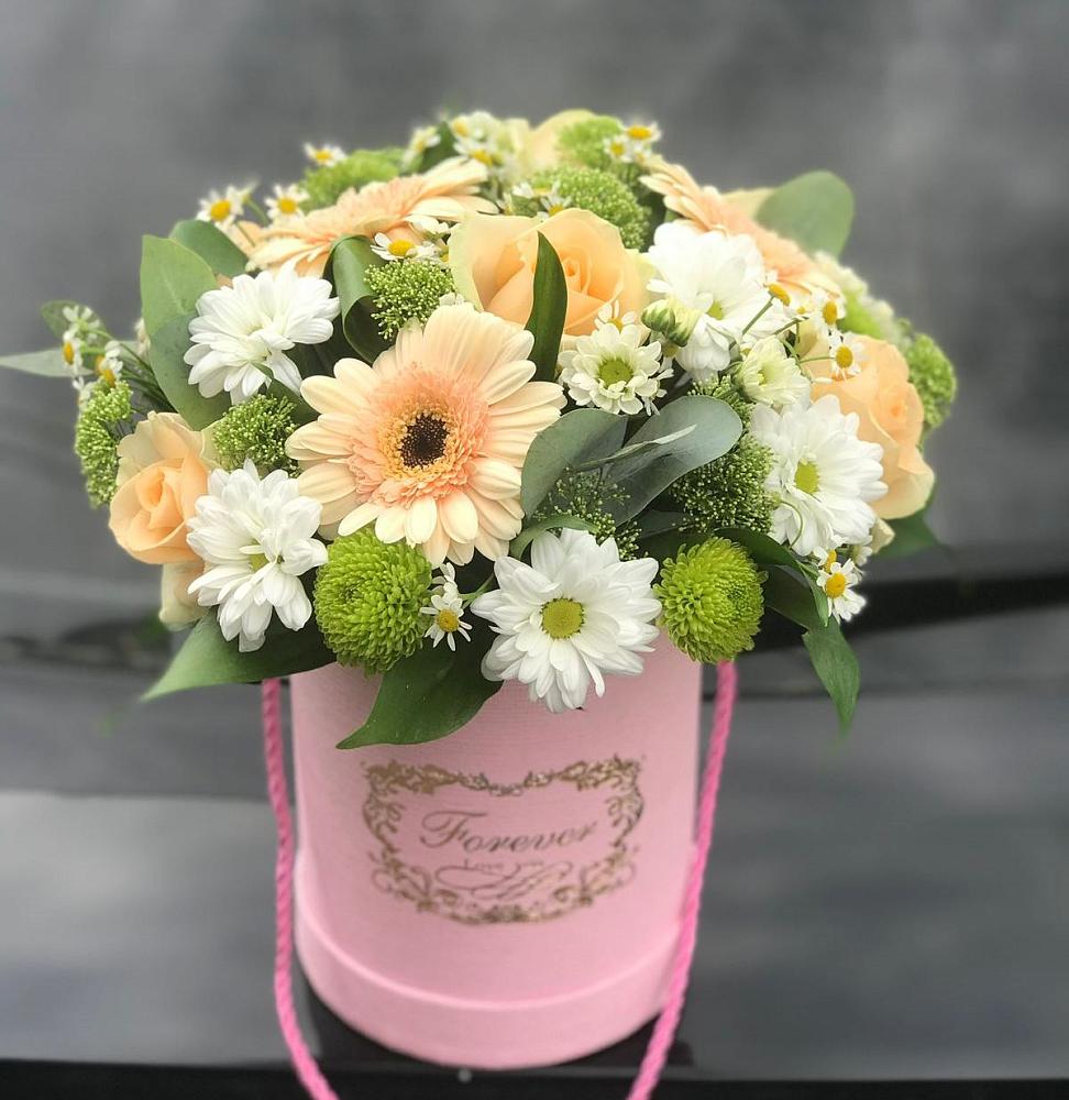 Цветочная композиция из Розы, Герберы и Хризантемы в шляпной коробке в Дмитриевка Уфимский район