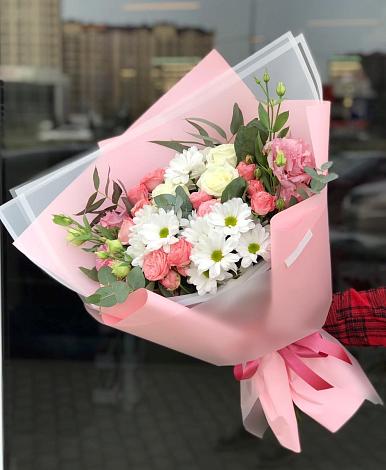 Букет цветов из: Розы, Лизиантусы и Хризантемы в Дмитриевка Уфимский район